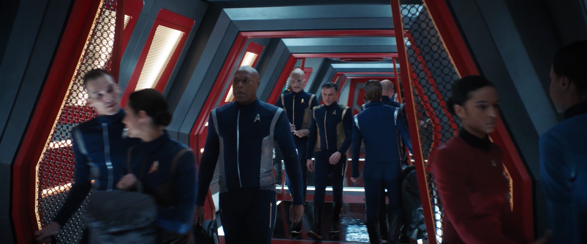 extant_StarTrekDiscovery_2x13-SuchSweetSorrowPart1_00844.jpg
