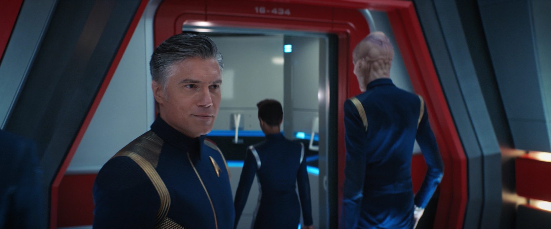 extant_StarTrekDiscovery_2x13-SuchSweetSorrowPart1_00870.jpg