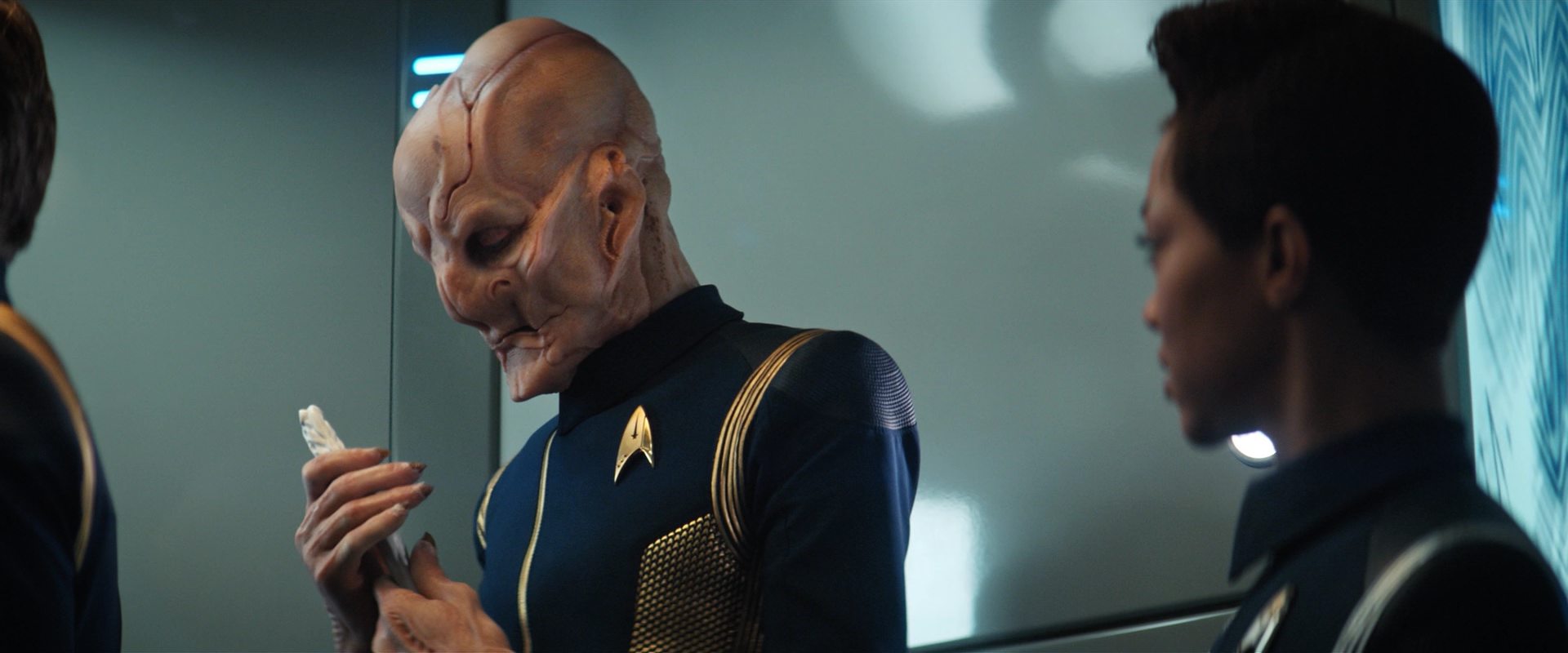 extant_StarTrekDiscovery_2x13-SuchSweetSorrowPart1_00892.jpg