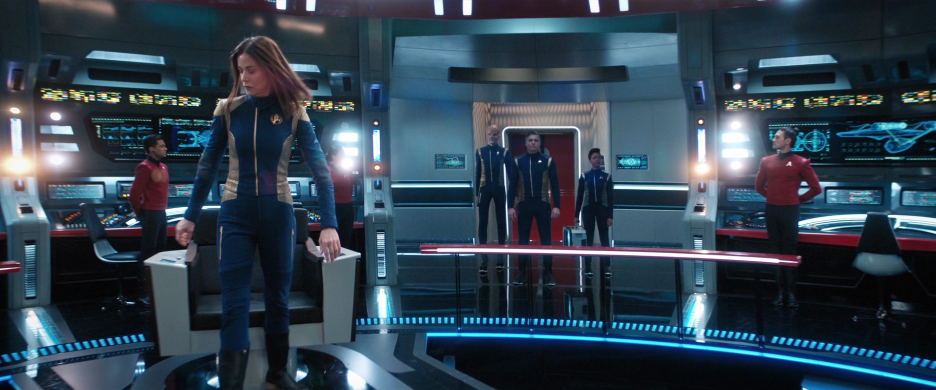 extant_StarTrekDiscovery_2x13-SuchSweetSorrowPart1_00924.jpg