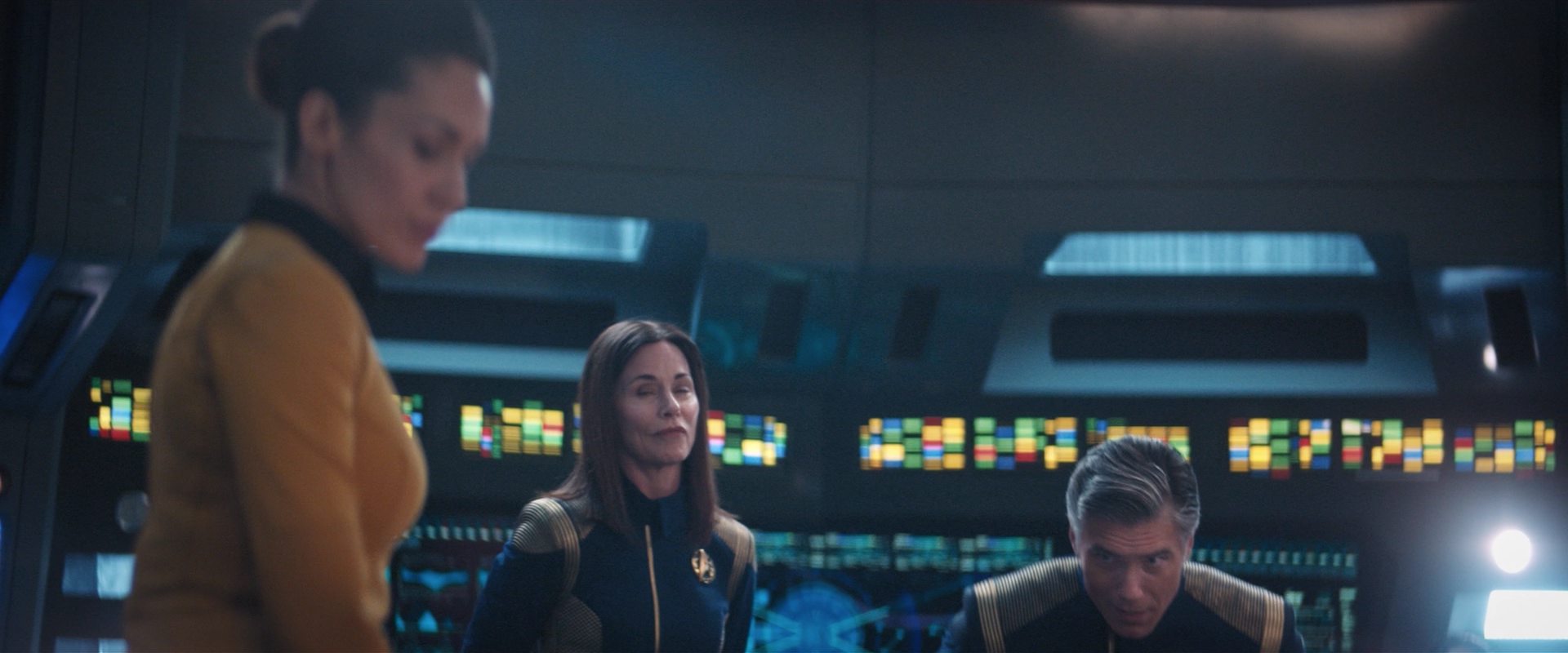 extant_StarTrekDiscovery_2x13-SuchSweetSorrowPart1_00975.jpg
