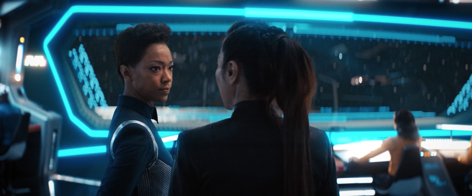 extant_StarTrekDiscovery_2x13-SuchSweetSorrowPart1_01063.jpg