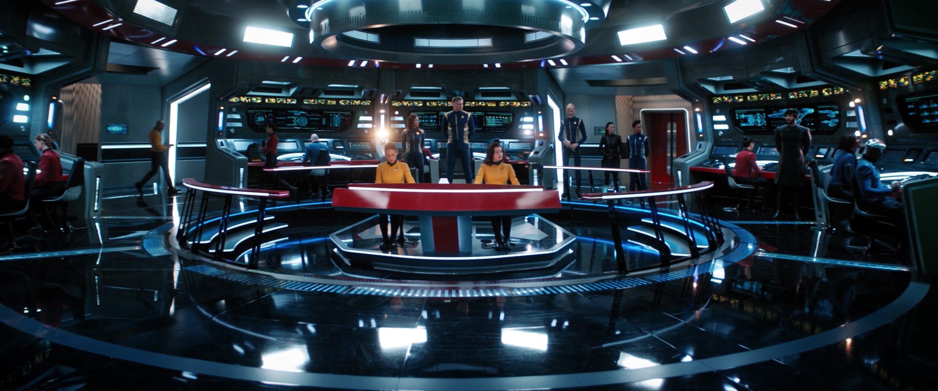 extant_StarTrekDiscovery_2x13-SuchSweetSorrowPart1_01220.jpg