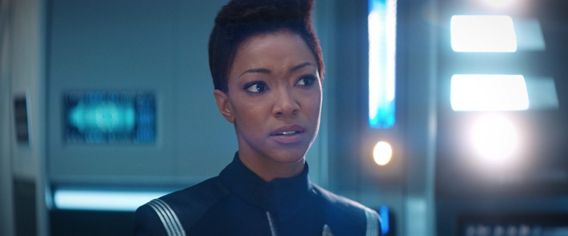 extant_StarTrekDiscovery_2x13-SuchSweetSorrowPart1_01251.jpg