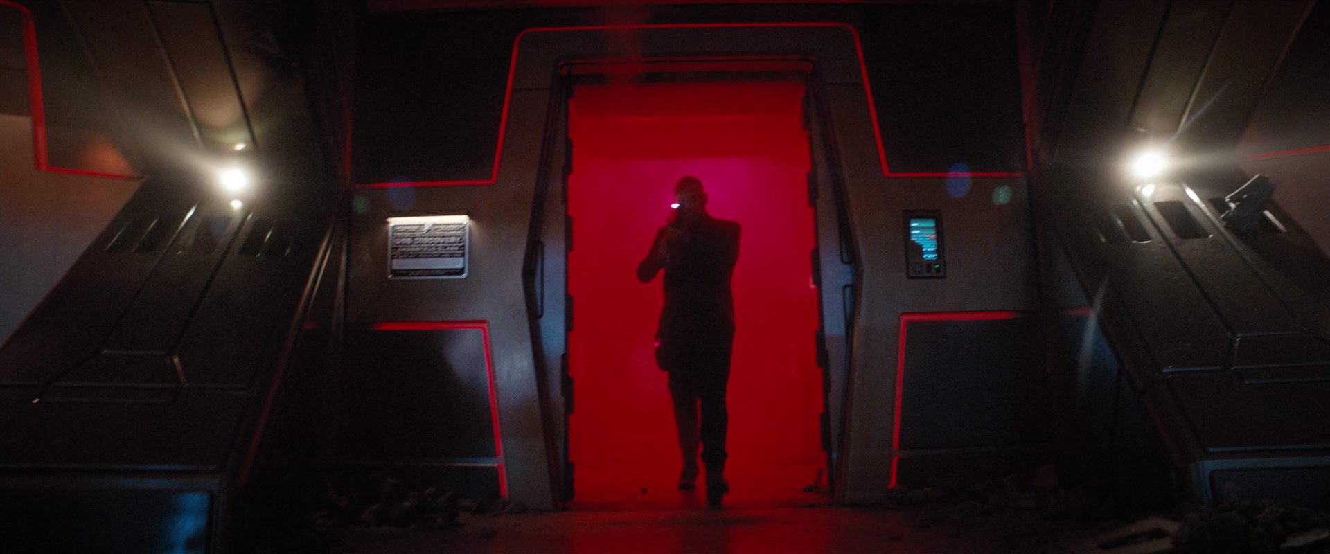extant_StarTrekDiscovery_2x13-SuchSweetSorrowPart1_01349.jpg