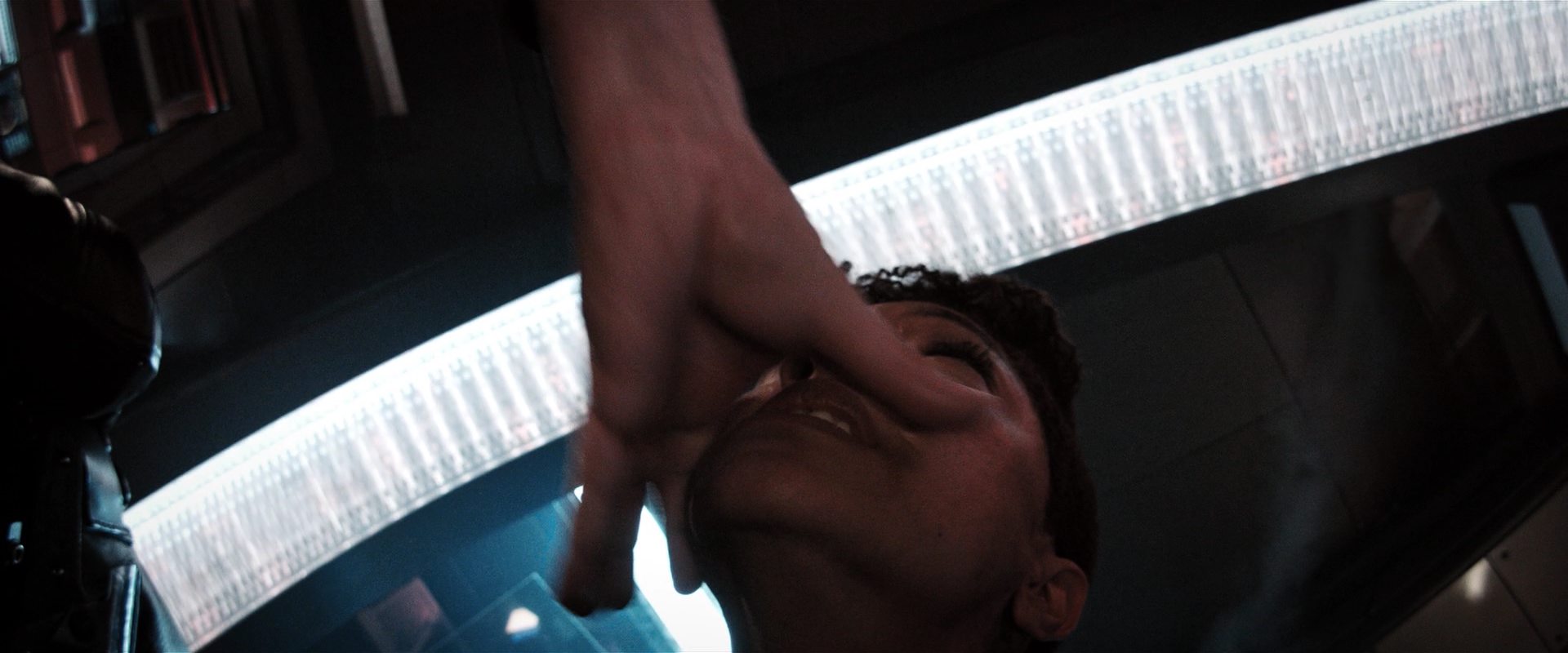 extant_StarTrekDiscovery_2x13-SuchSweetSorrowPart1_01433.jpg