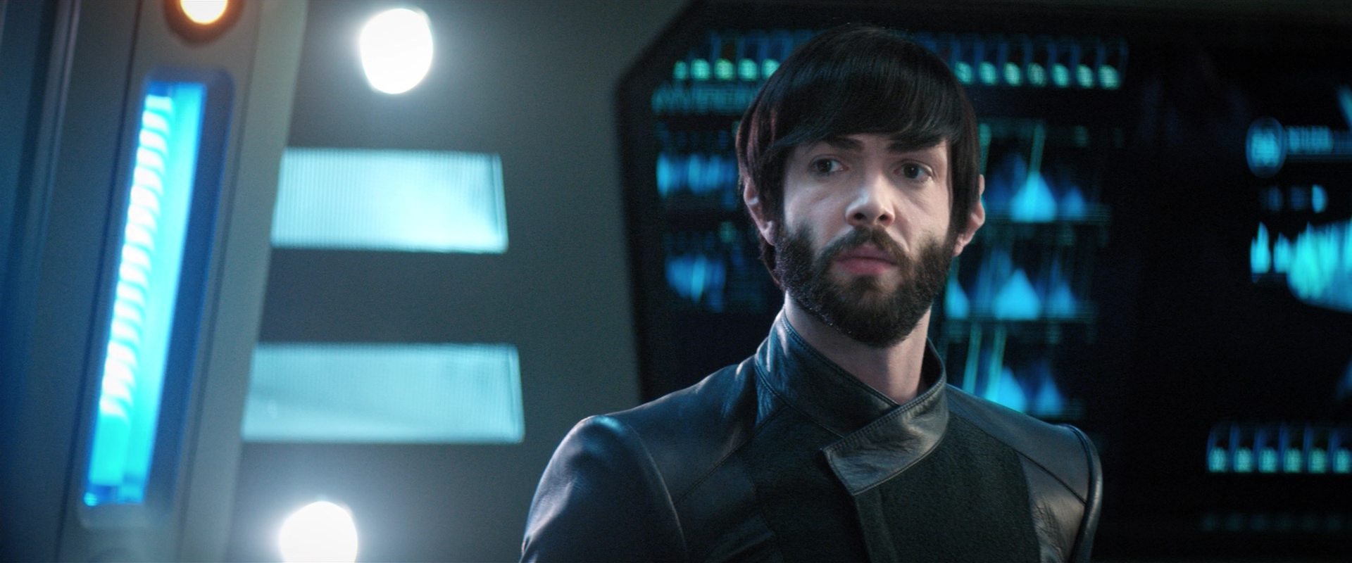 extant_StarTrekDiscovery_2x13-SuchSweetSorrowPart1_01508.jpg