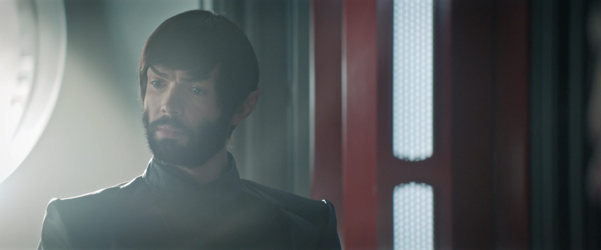 extant_StarTrekDiscovery_2x13-SuchSweetSorrowPart1_01865.jpg