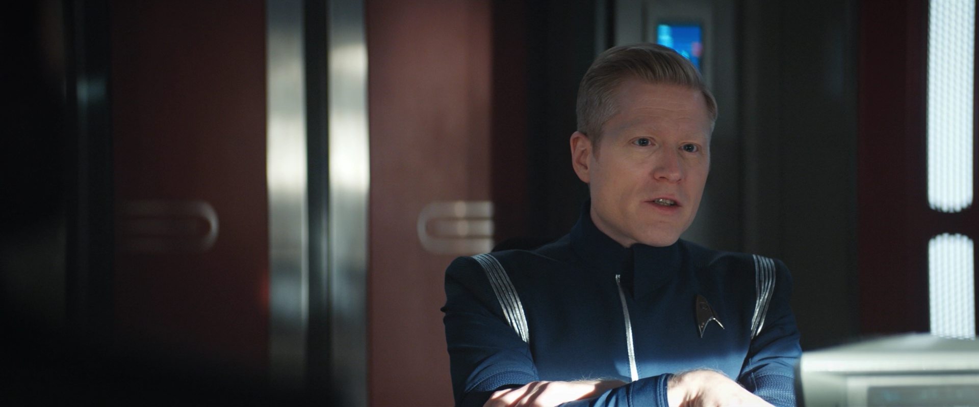 extant_StarTrekDiscovery_2x13-SuchSweetSorrowPart1_01868.jpg