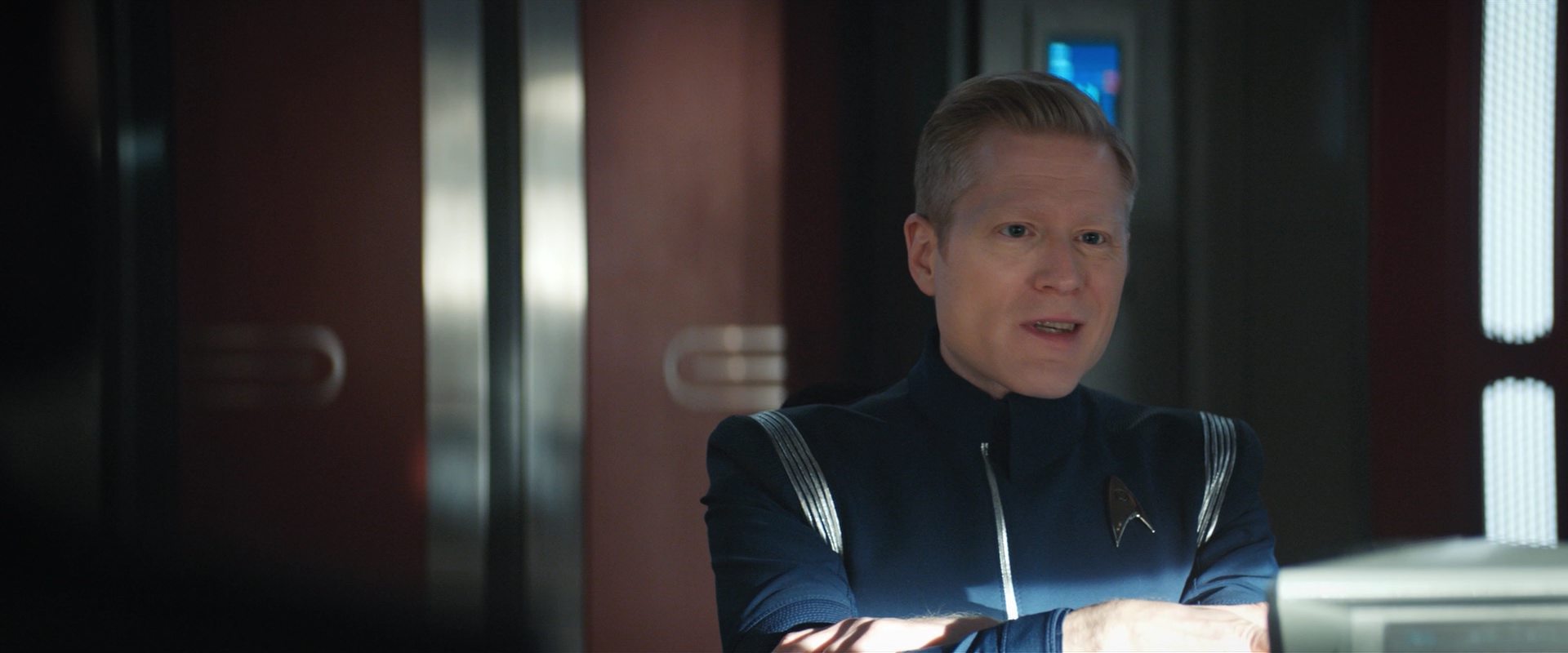 extant_StarTrekDiscovery_2x13-SuchSweetSorrowPart1_01870.jpg