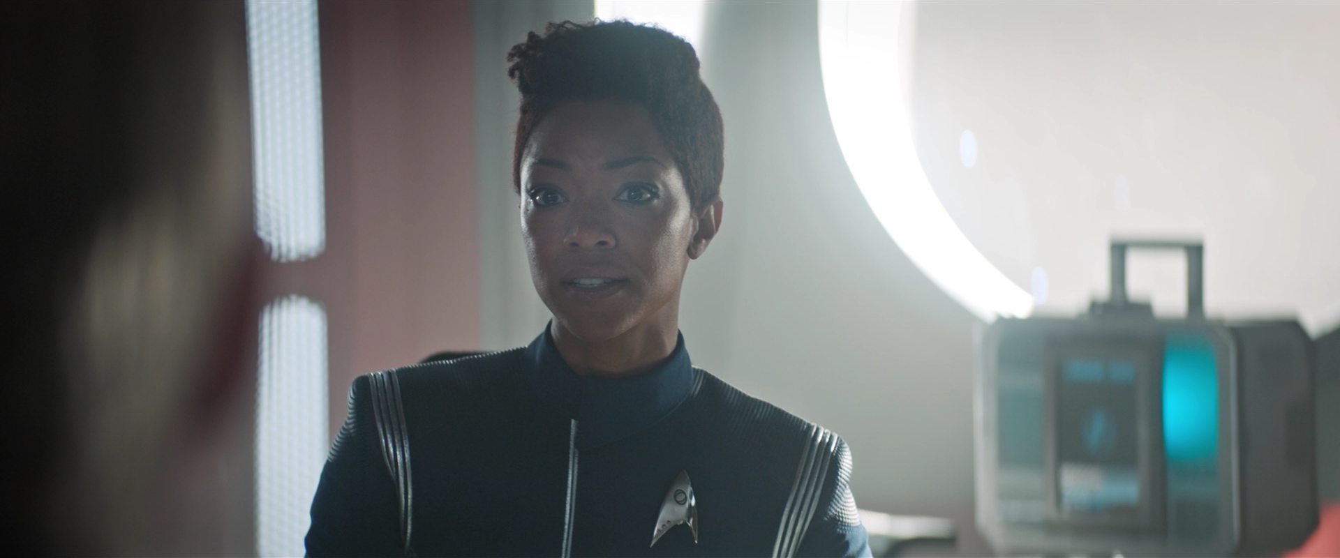 extant_StarTrekDiscovery_2x13-SuchSweetSorrowPart1_01880.jpg