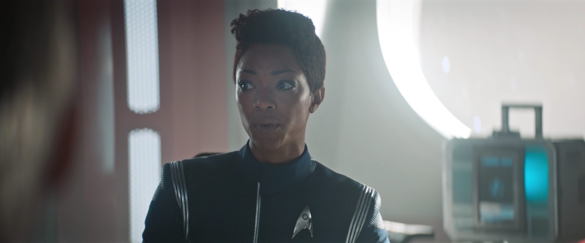 extant_StarTrekDiscovery_2x13-SuchSweetSorrowPart1_01883.jpg