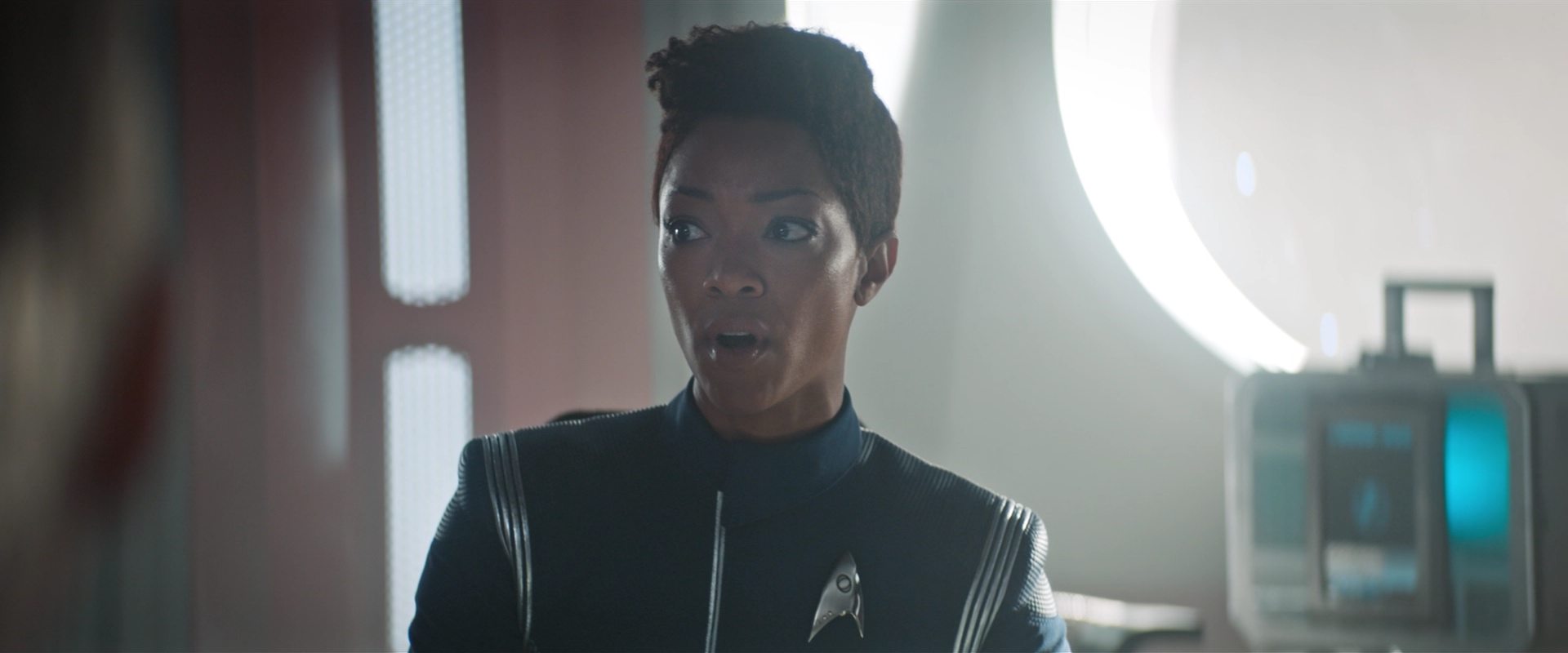 extant_StarTrekDiscovery_2x13-SuchSweetSorrowPart1_01884.jpg