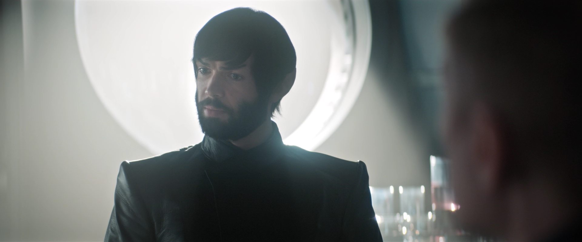extant_StarTrekDiscovery_2x13-SuchSweetSorrowPart1_01968.jpg