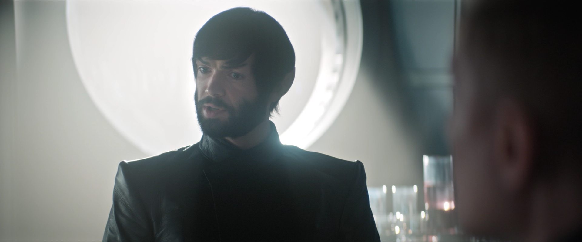 extant_StarTrekDiscovery_2x13-SuchSweetSorrowPart1_01969.jpg