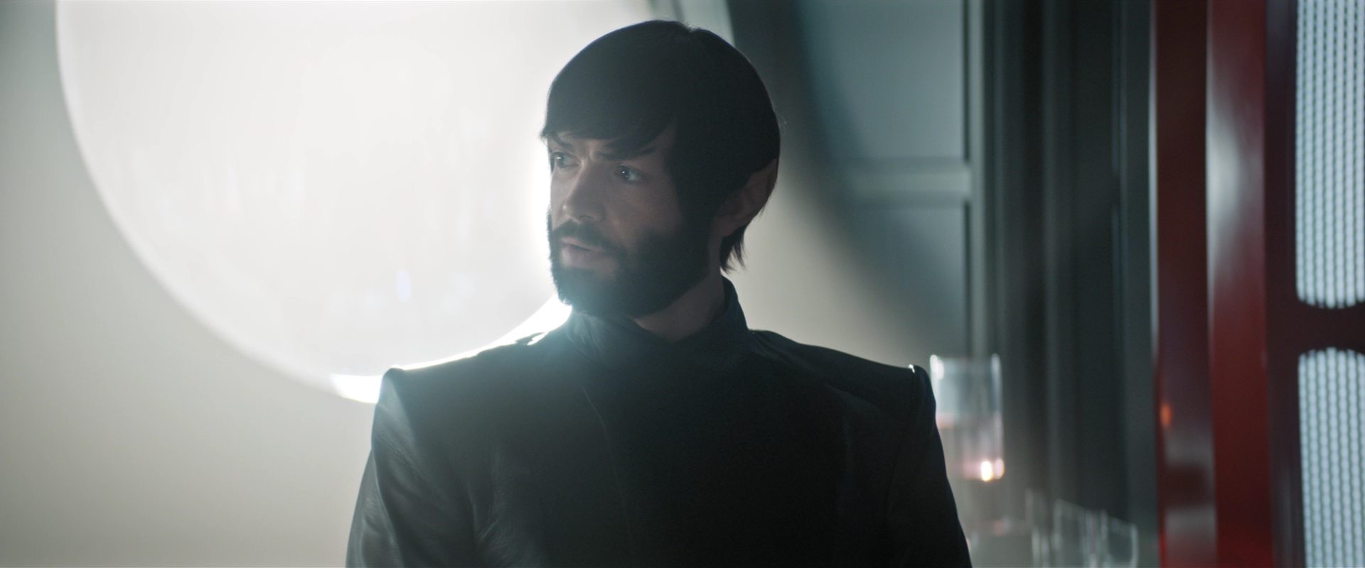 extant_StarTrekDiscovery_2x13-SuchSweetSorrowPart1_01986.jpg