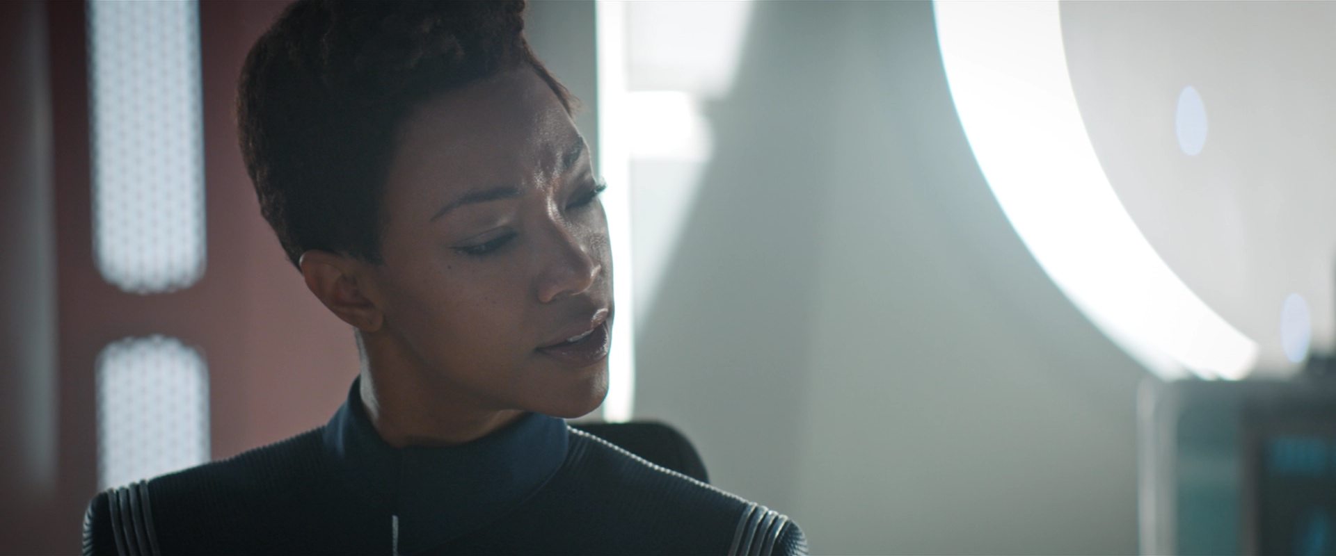 extant_StarTrekDiscovery_2x13-SuchSweetSorrowPart1_02011.jpg