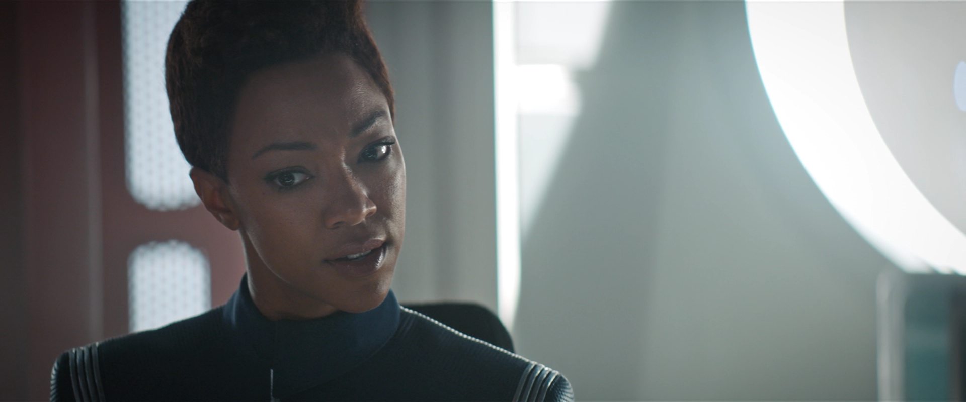 extant_StarTrekDiscovery_2x13-SuchSweetSorrowPart1_02014.jpg