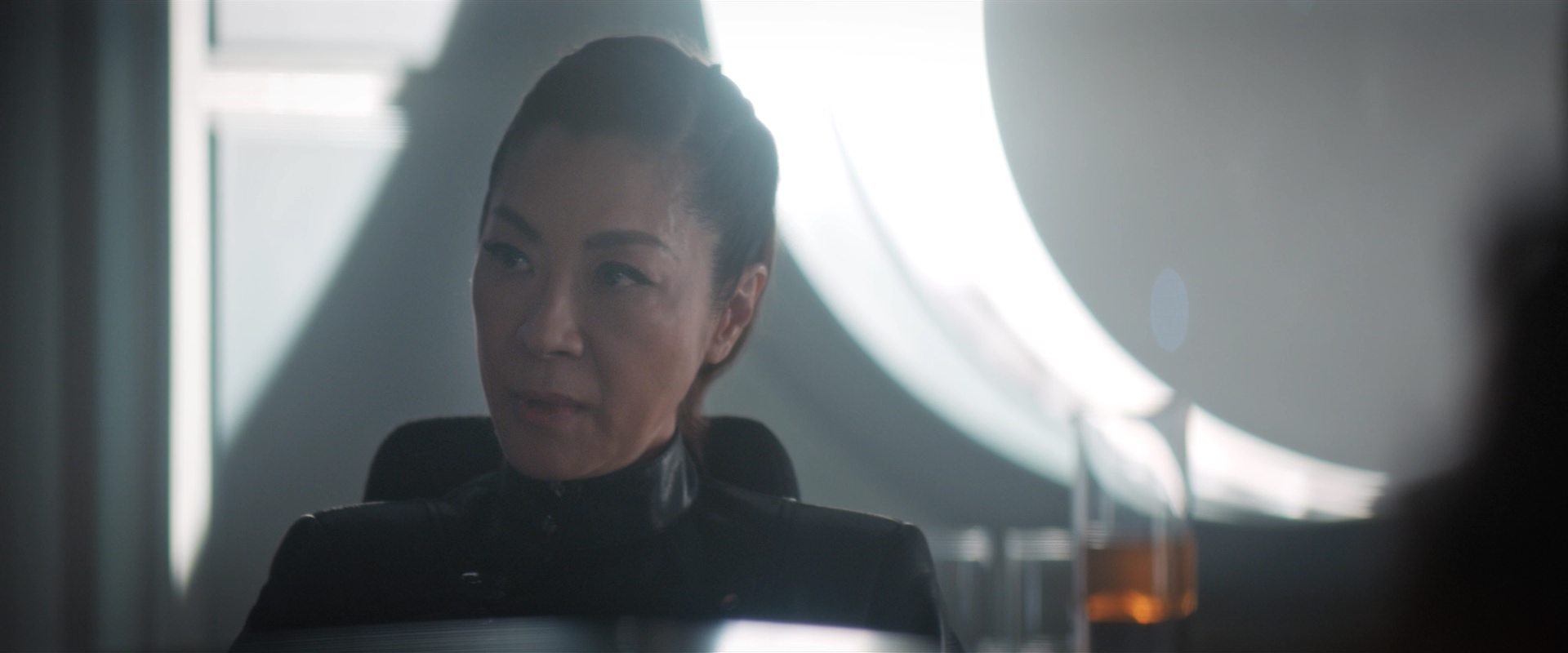 extant_StarTrekDiscovery_2x13-SuchSweetSorrowPart1_02075.jpg