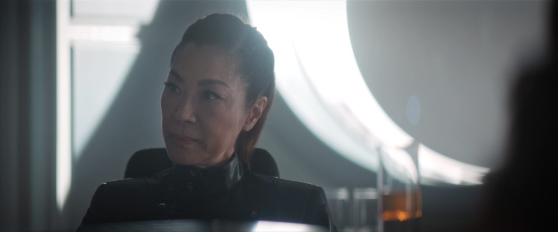 extant_StarTrekDiscovery_2x13-SuchSweetSorrowPart1_02076.jpg