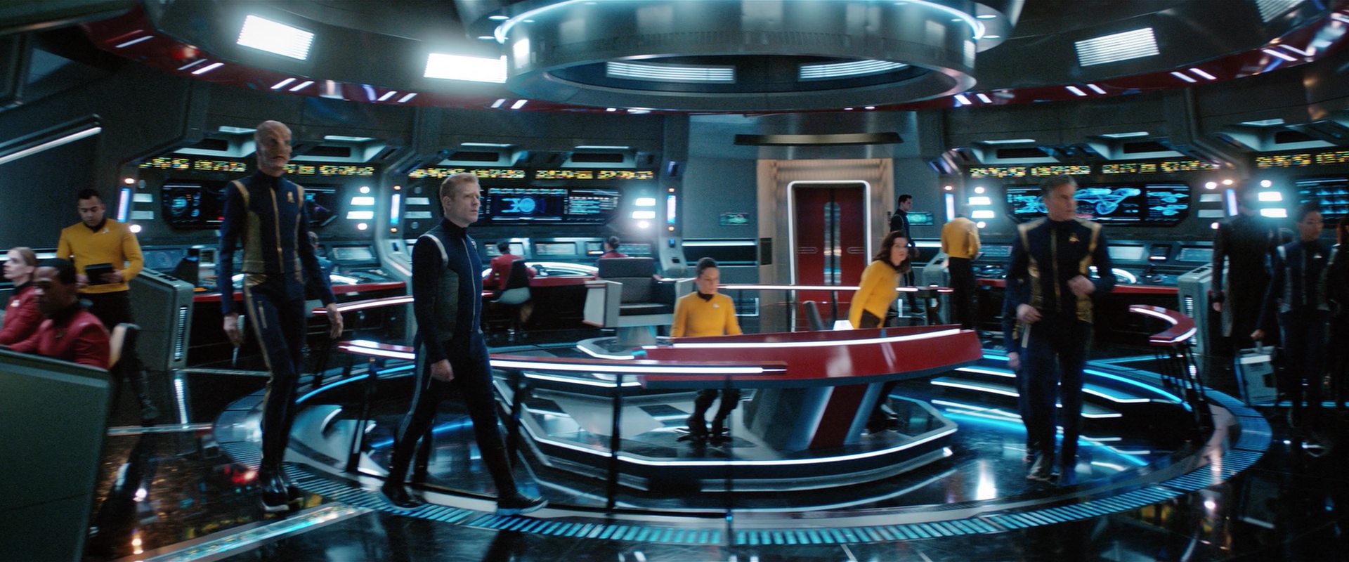 extant_StarTrekDiscovery_2x13-SuchSweetSorrowPart1_02099.jpg
