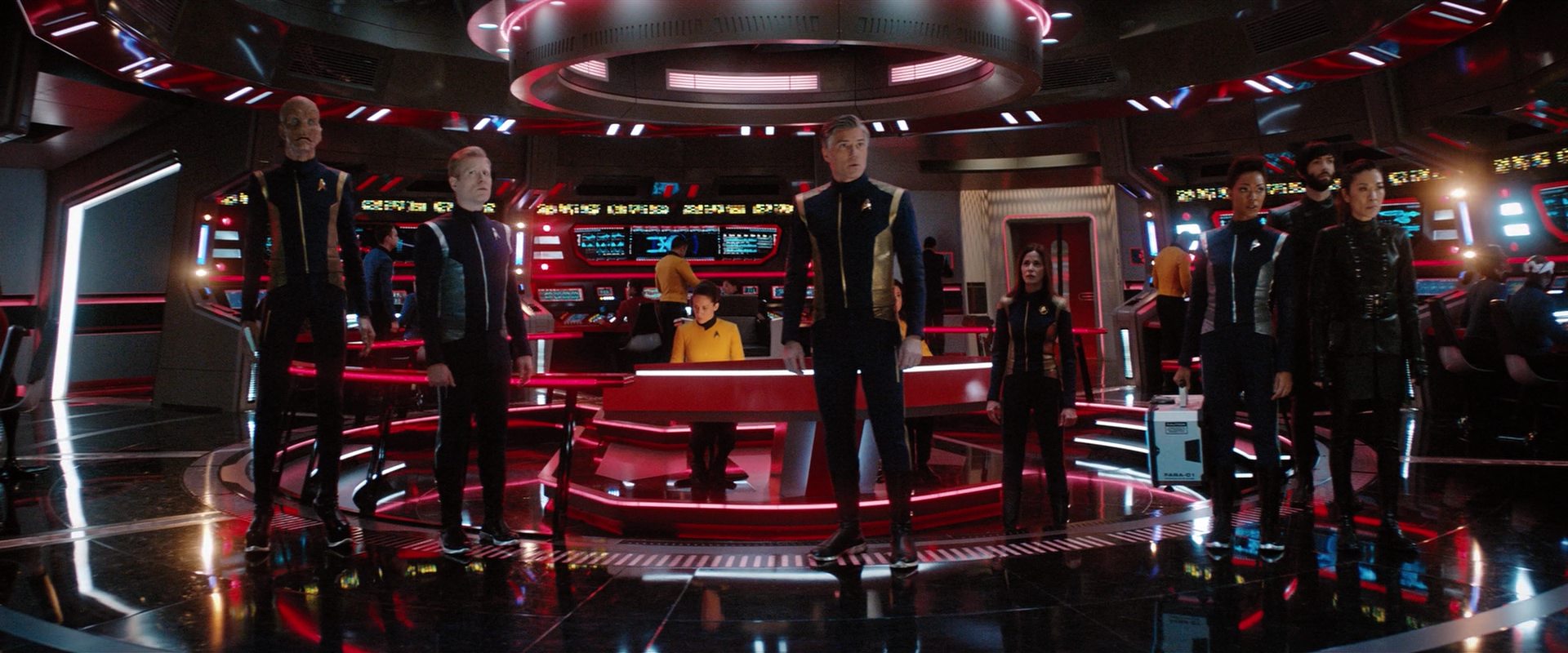 extant_StarTrekDiscovery_2x13-SuchSweetSorrowPart1_02132.jpg