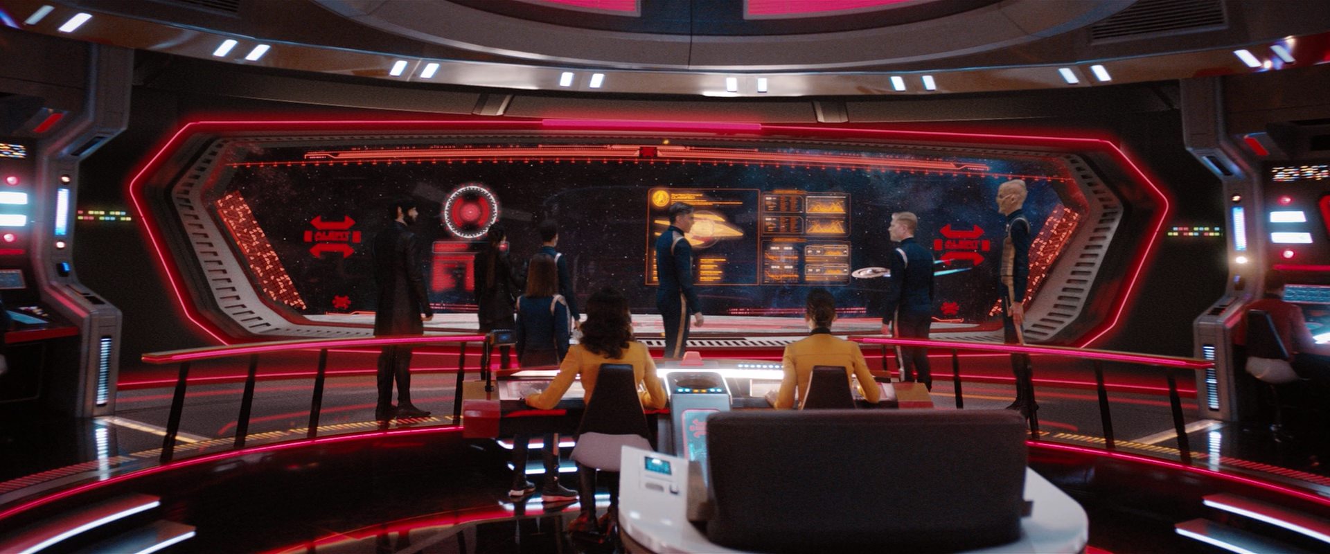 extant_StarTrekDiscovery_2x13-SuchSweetSorrowPart1_02153.jpg
