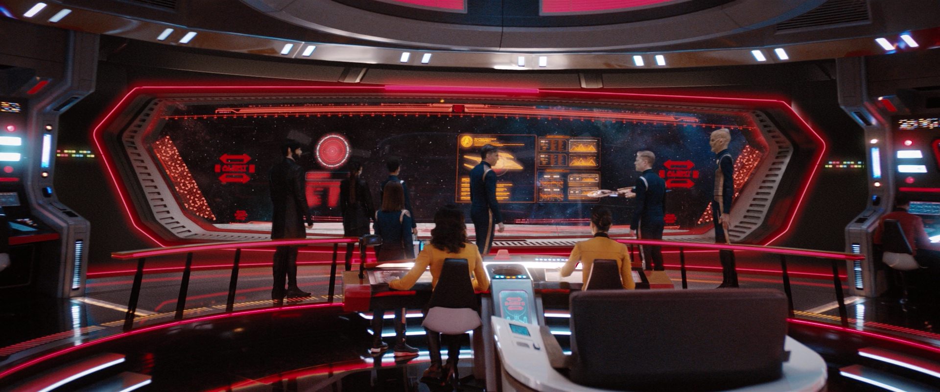 extant_StarTrekDiscovery_2x13-SuchSweetSorrowPart1_02156.jpg