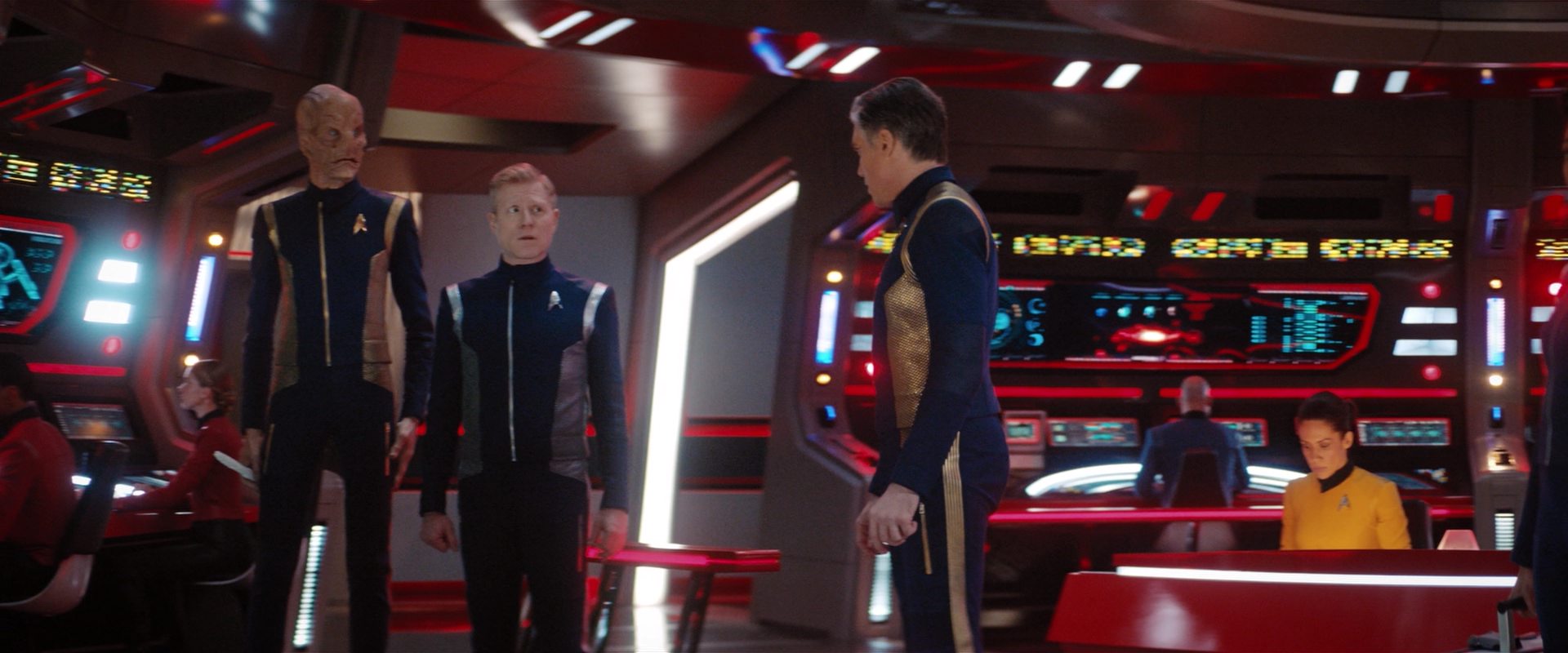 extant_StarTrekDiscovery_2x13-SuchSweetSorrowPart1_02159.jpg