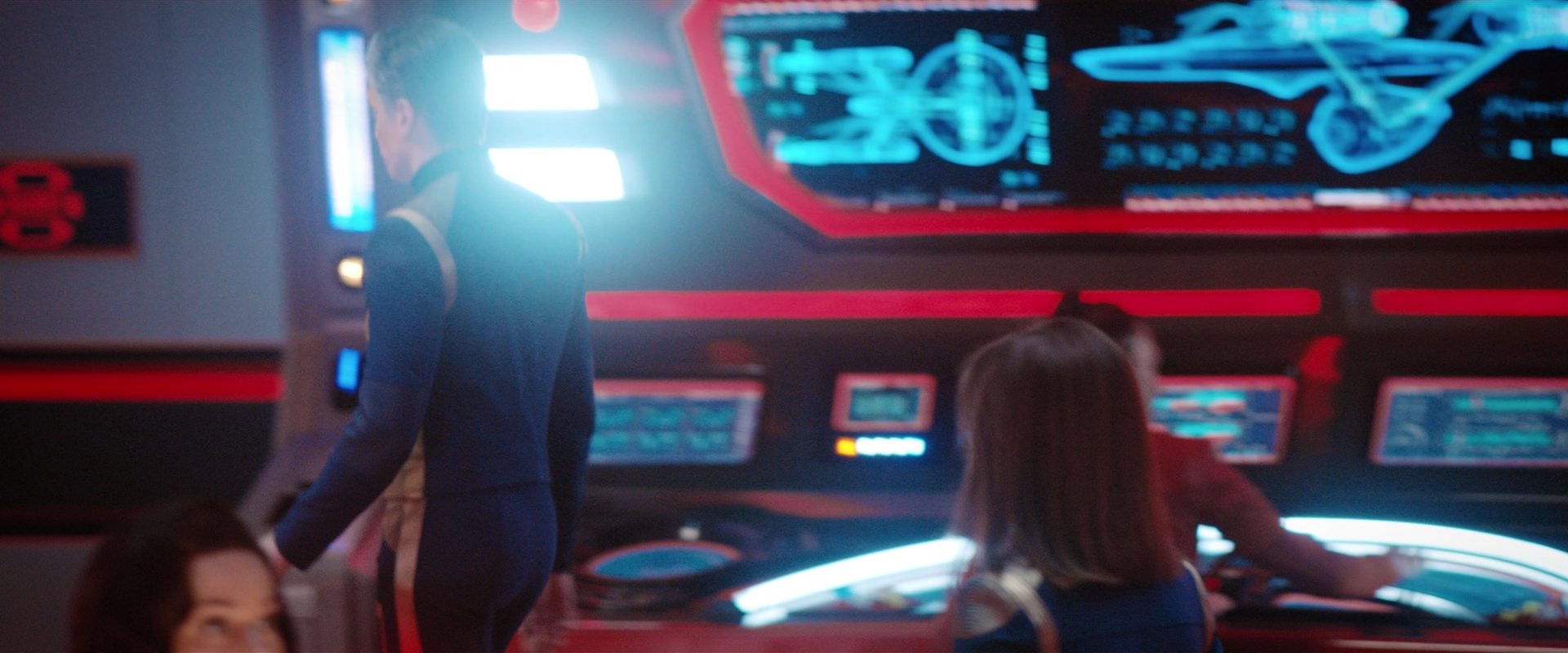 extant_StarTrekDiscovery_2x13-SuchSweetSorrowPart1_02169.jpg