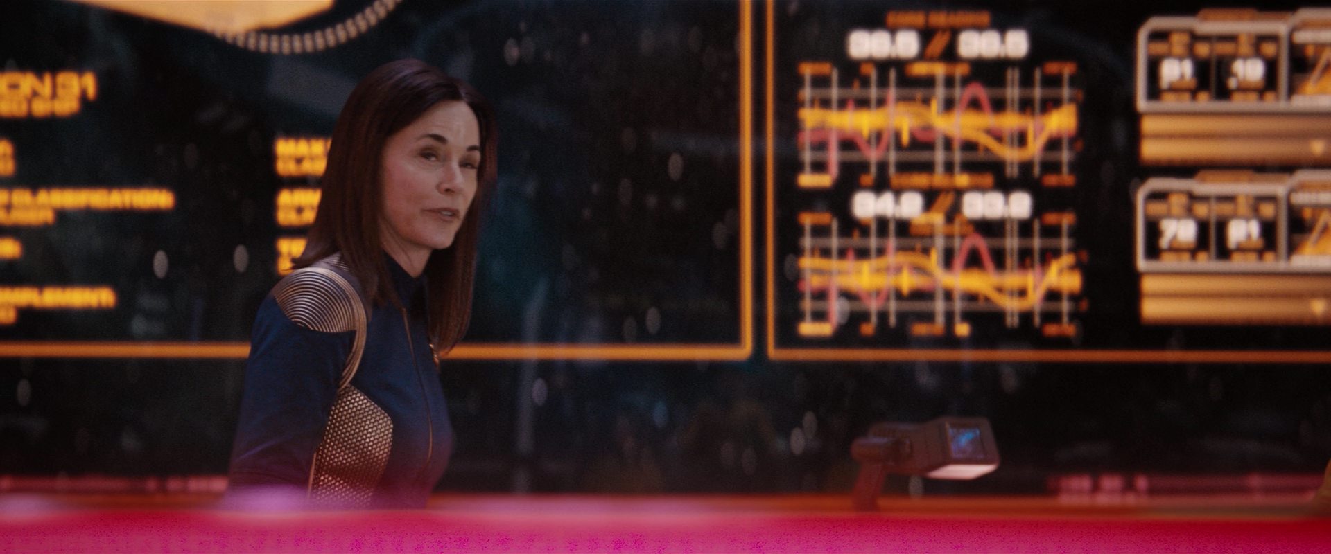 extant_StarTrekDiscovery_2x13-SuchSweetSorrowPart1_02196.jpg