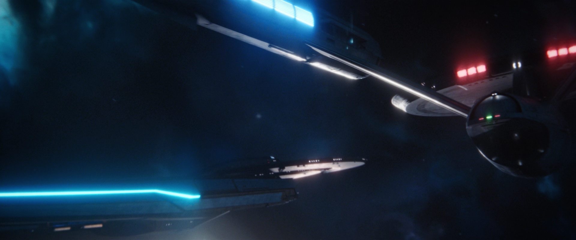 extant_StarTrekDiscovery_2x13-SuchSweetSorrowPart1_02213.jpg