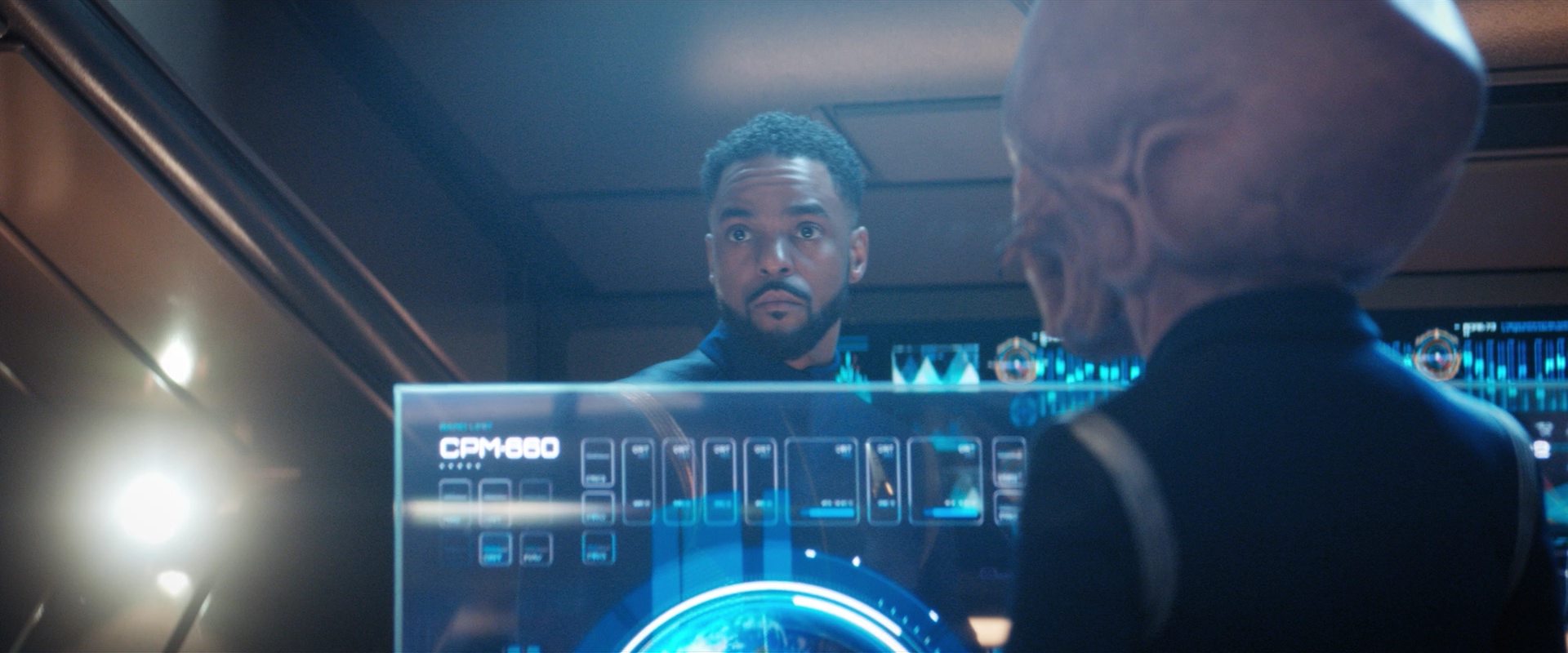 extant_StarTrekDiscovery_2x13-SuchSweetSorrowPart1_02266.jpg