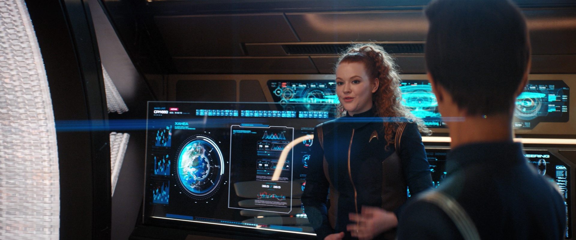 extant_StarTrekDiscovery_2x13-SuchSweetSorrowPart1_02279.jpg