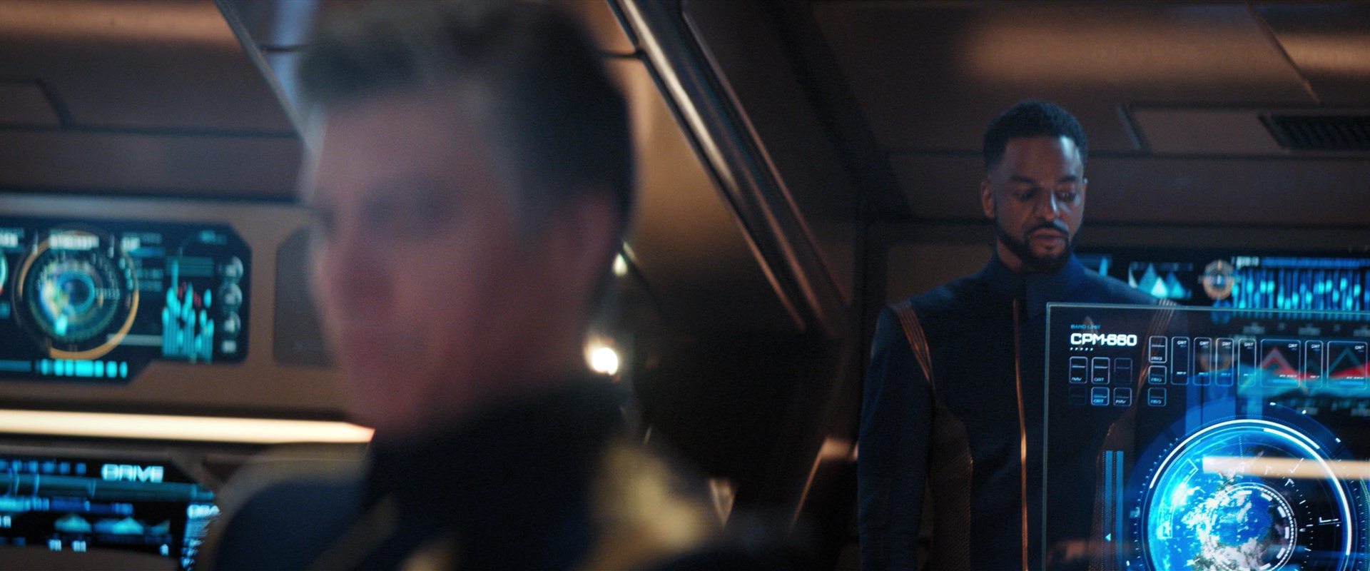 extant_StarTrekDiscovery_2x13-SuchSweetSorrowPart1_02357.jpg