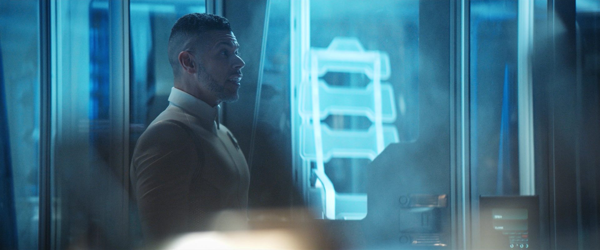 extant_StarTrekDiscovery_2x13-SuchSweetSorrowPart1_02421.jpg