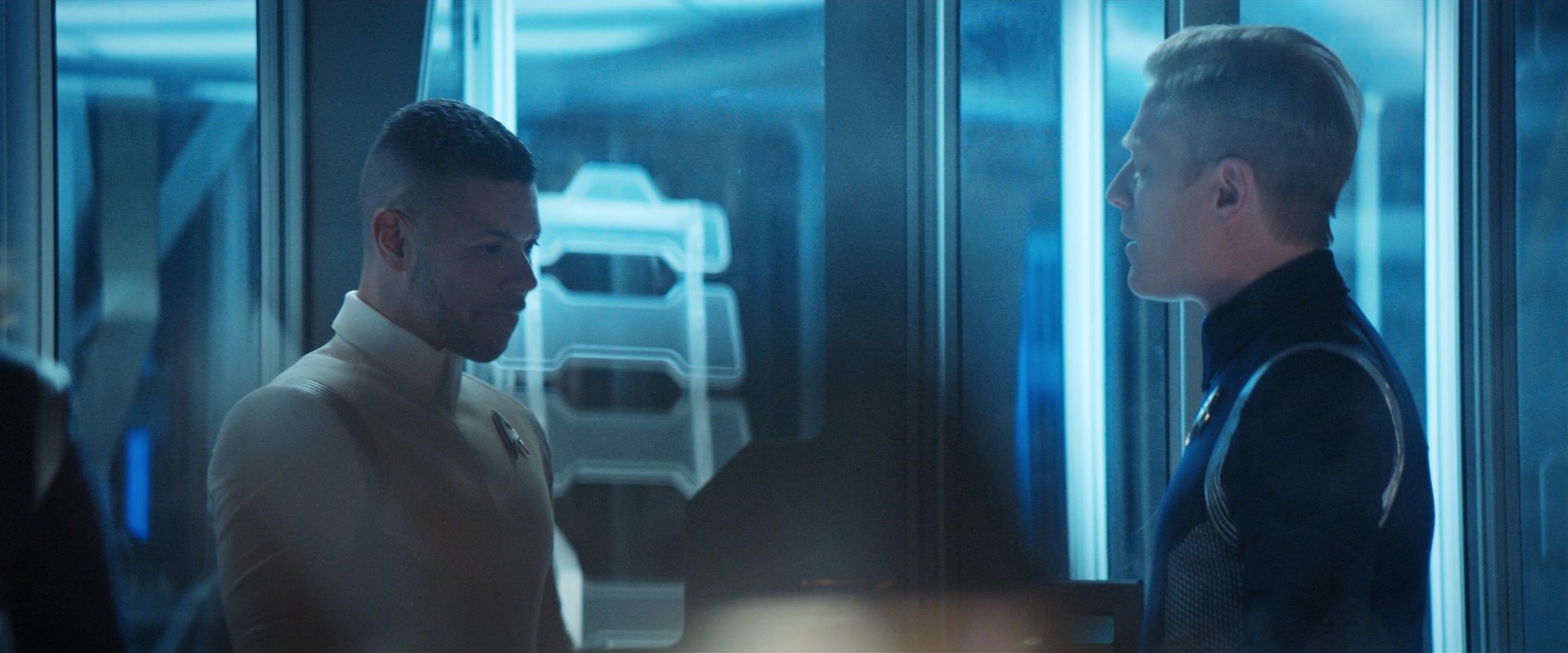 extant_StarTrekDiscovery_2x13-SuchSweetSorrowPart1_02445.jpg