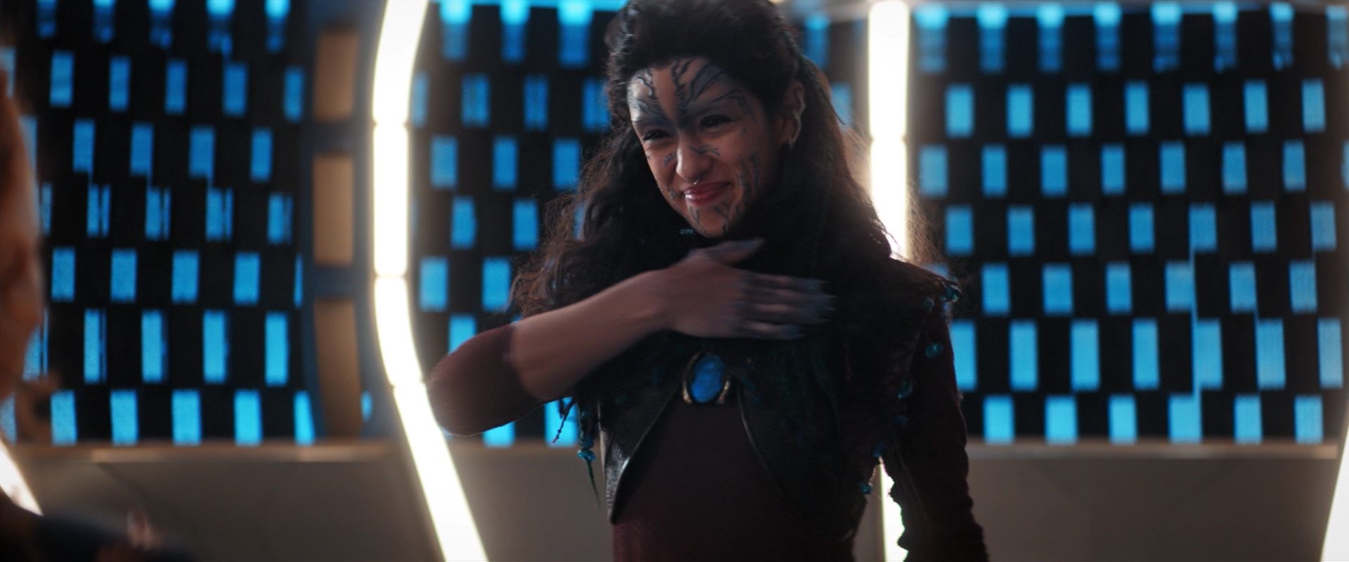 extant_StarTrekDiscovery_2x13-SuchSweetSorrowPart1_02688.jpg