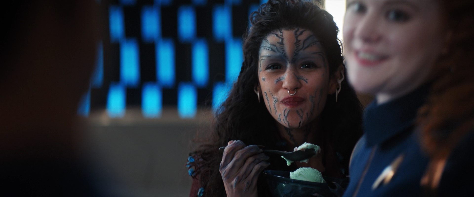 extant_StarTrekDiscovery_2x13-SuchSweetSorrowPart1_02725.jpg