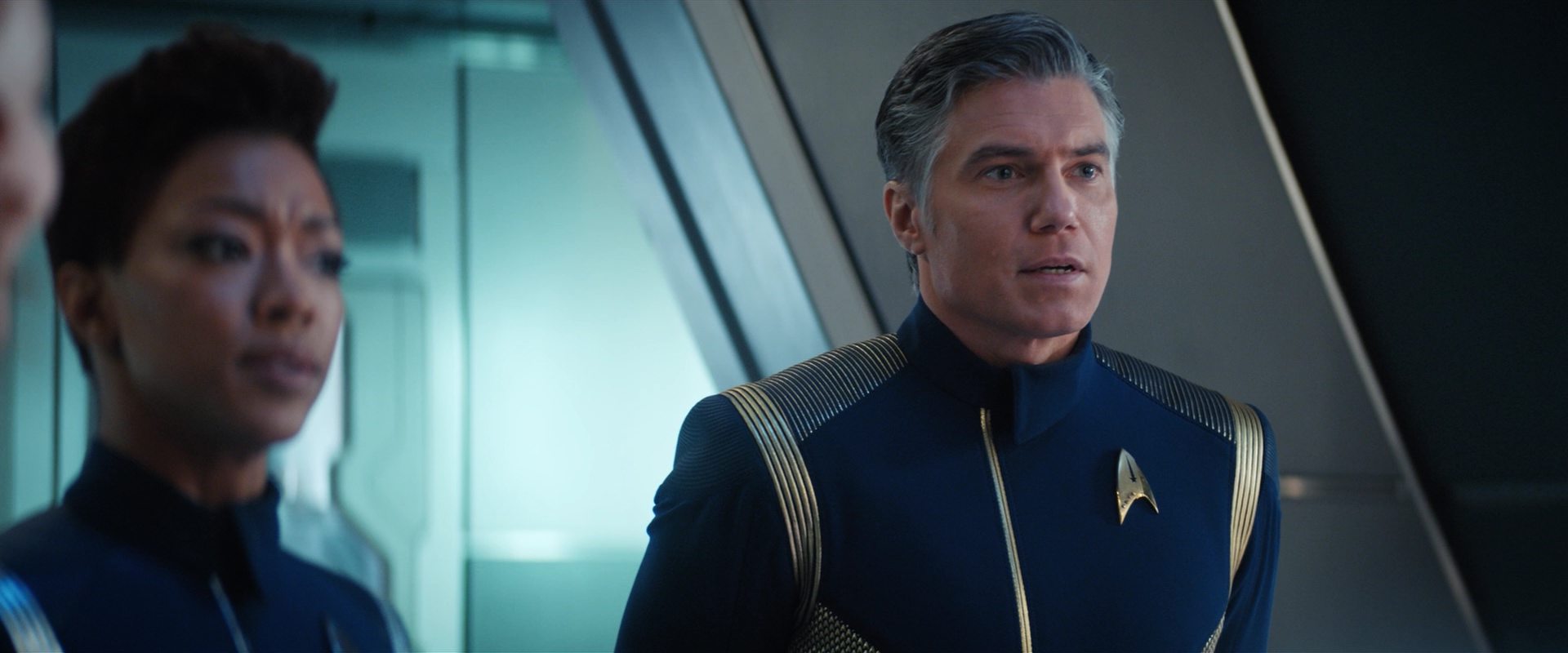 extant_StarTrekDiscovery_2x13-SuchSweetSorrowPart1_02745.jpg