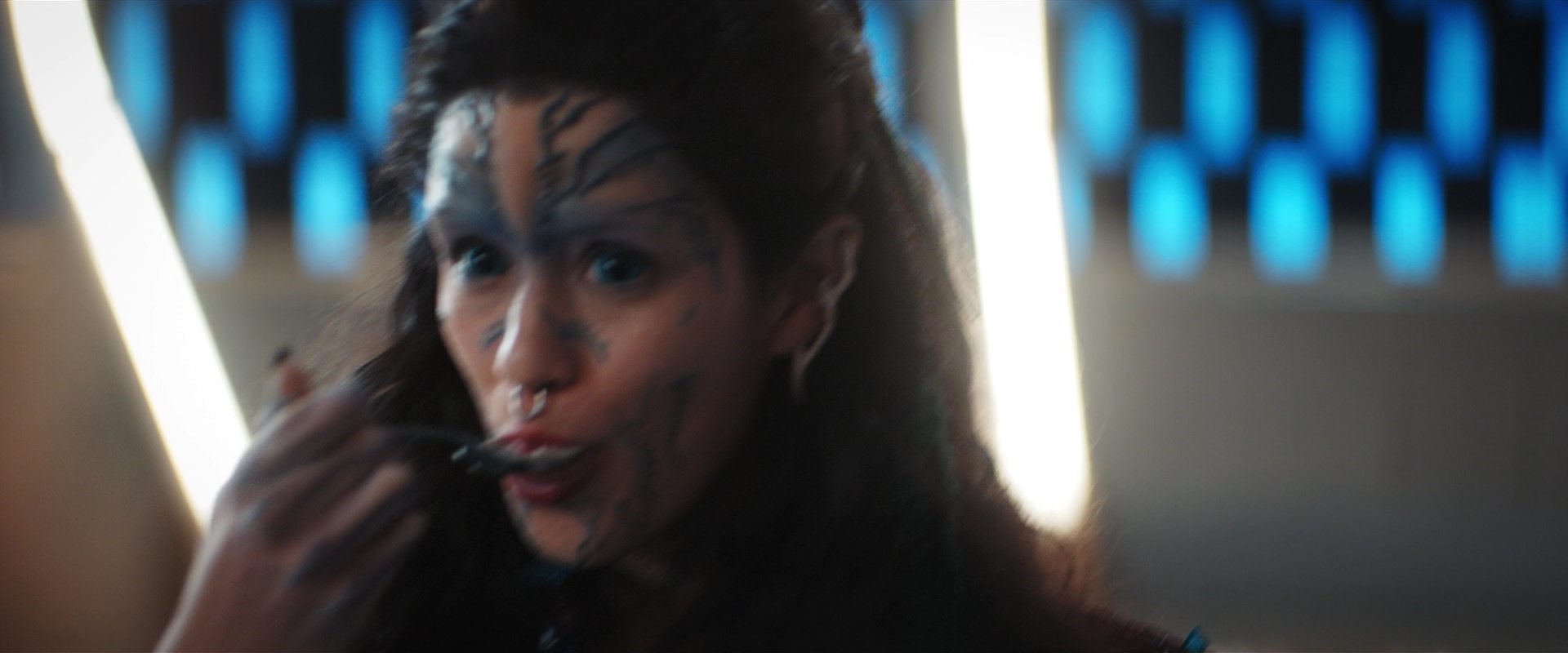 extant_StarTrekDiscovery_2x13-SuchSweetSorrowPart1_02765.jpg