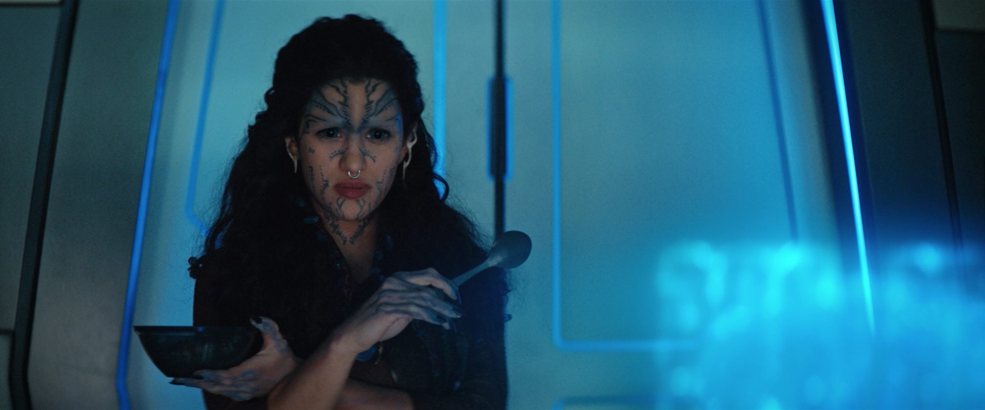 extant_StarTrekDiscovery_2x13-SuchSweetSorrowPart1_02776.jpg