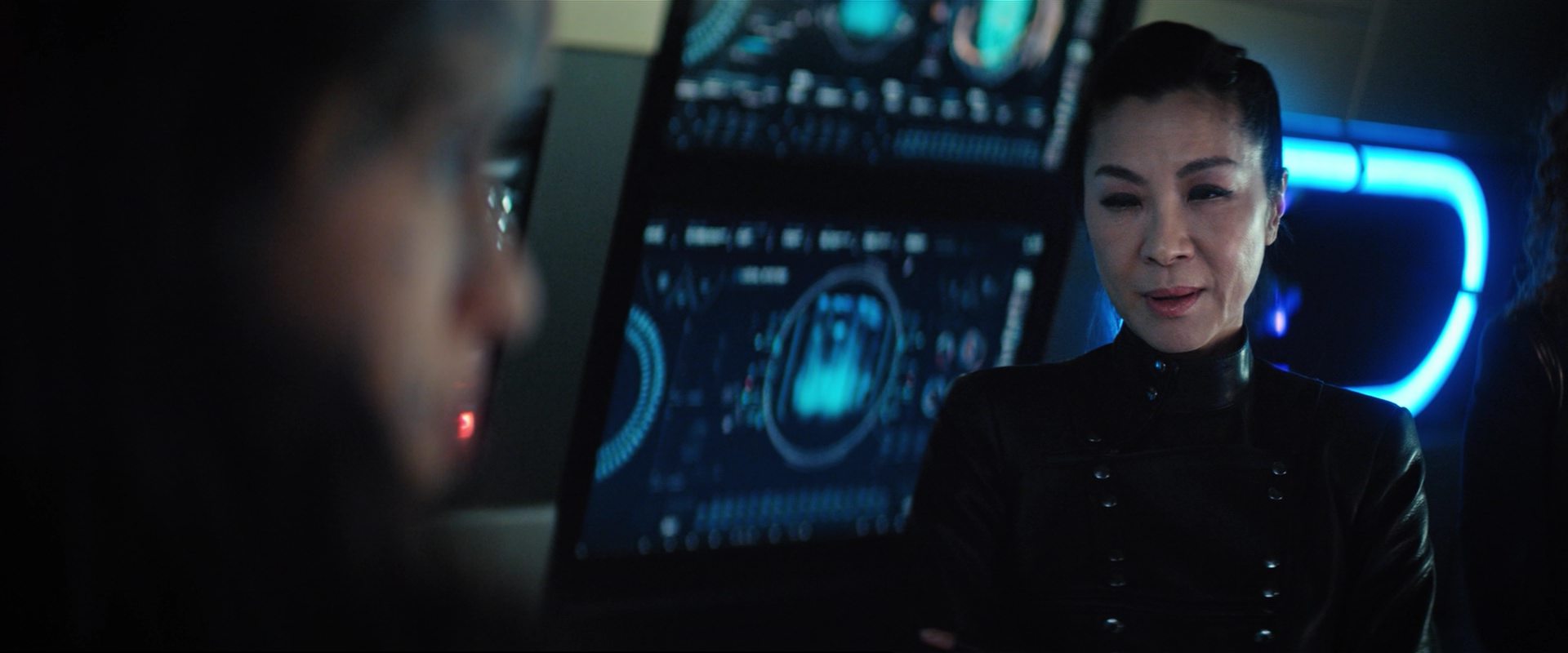 extant_StarTrekDiscovery_2x13-SuchSweetSorrowPart1_02793.jpg