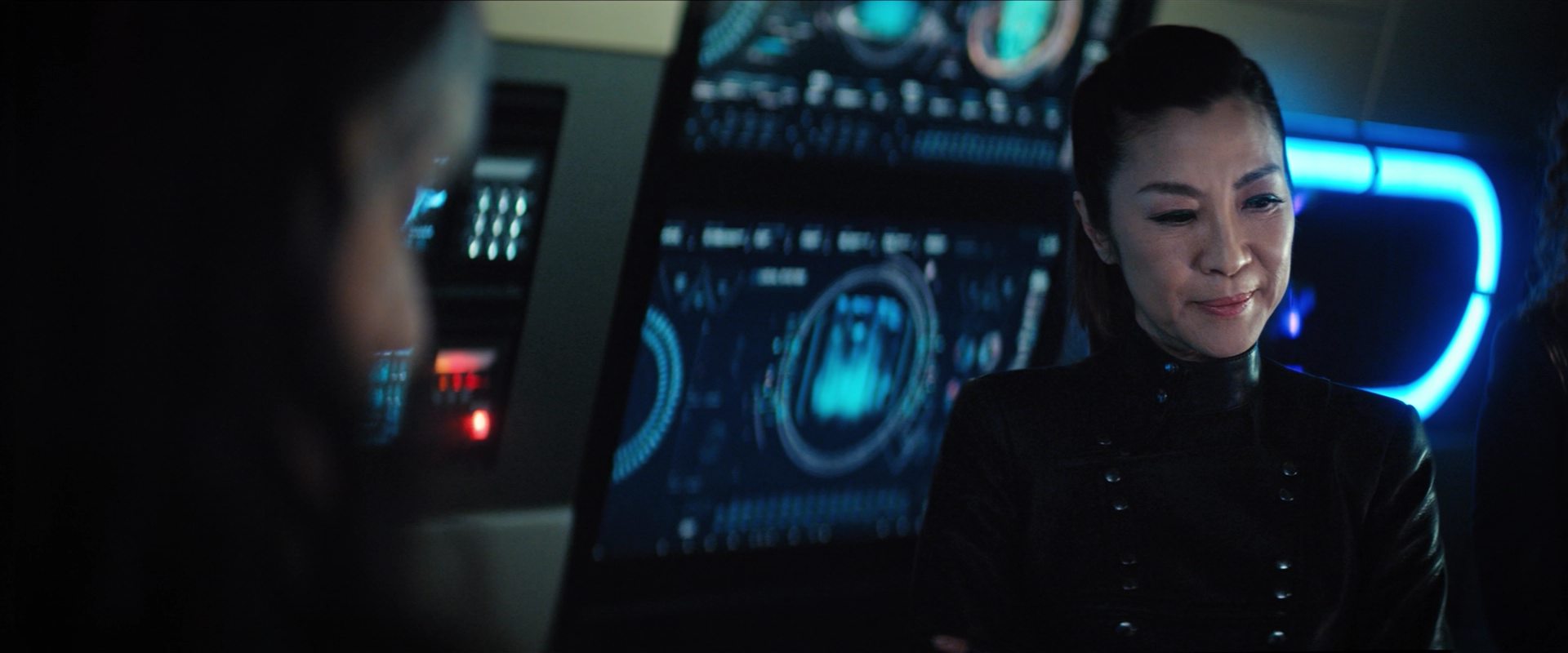 extant_StarTrekDiscovery_2x13-SuchSweetSorrowPart1_02796.jpg