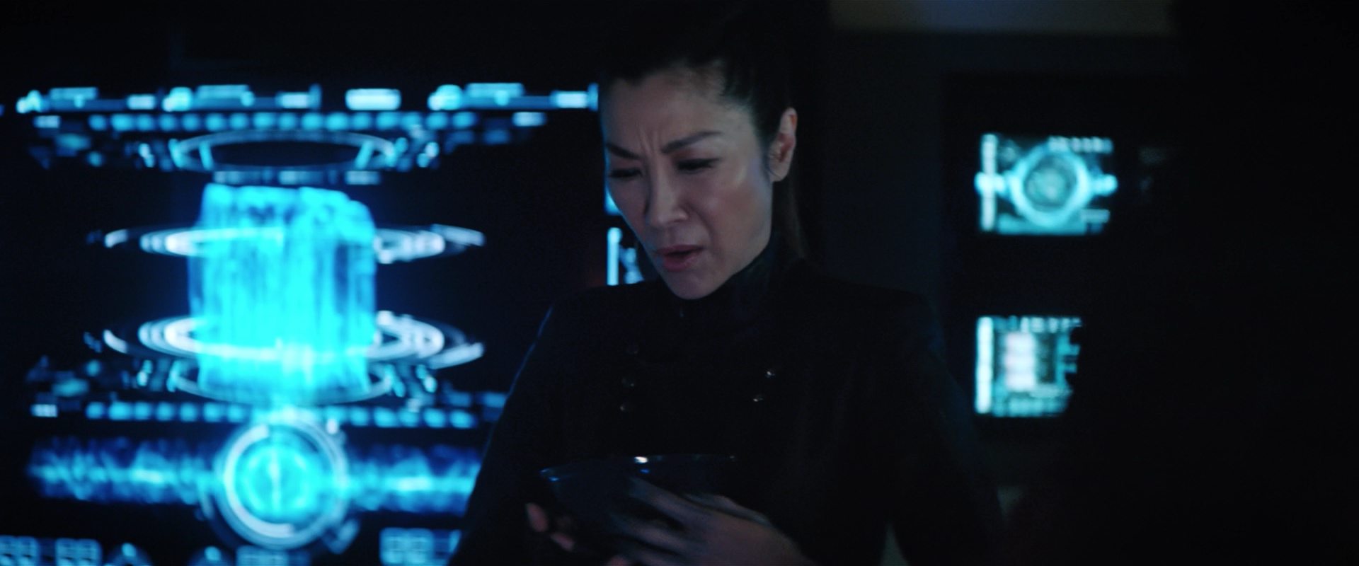 extant_StarTrekDiscovery_2x13-SuchSweetSorrowPart1_02848.jpg
