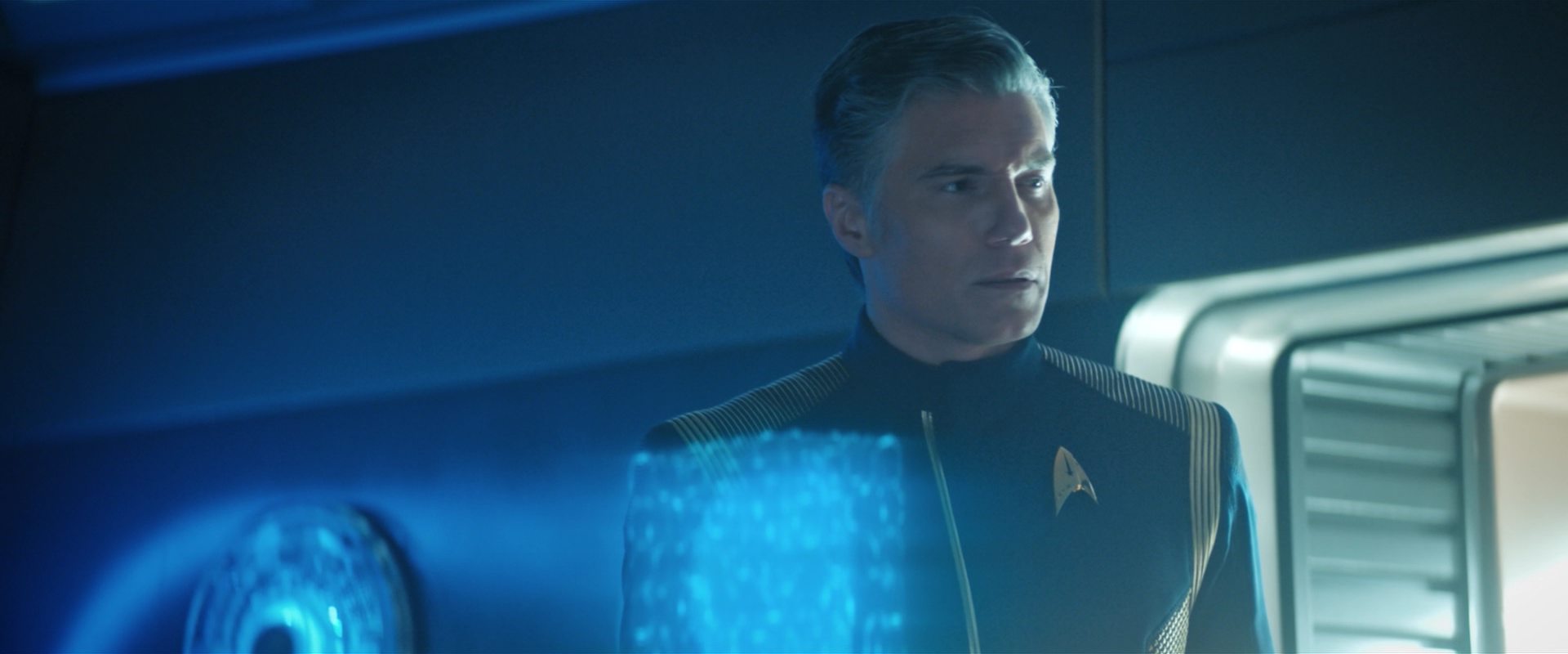 extant_StarTrekDiscovery_2x13-SuchSweetSorrowPart1_02858.jpg