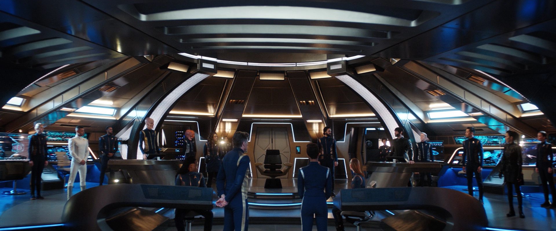 extant_StarTrekDiscovery_2x13-SuchSweetSorrowPart1_03122.jpg