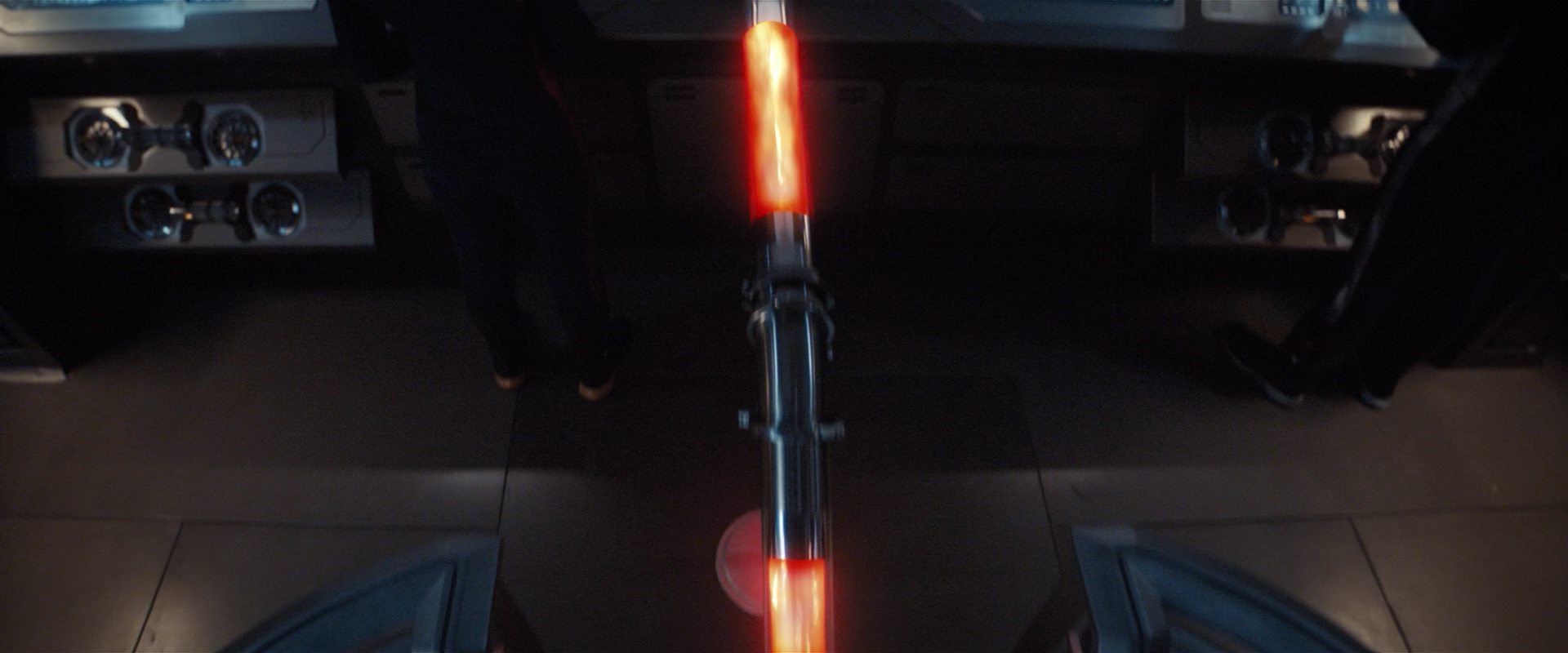 extant_StarTrekDiscovery_2x13-SuchSweetSorrowPart1_03367.jpg