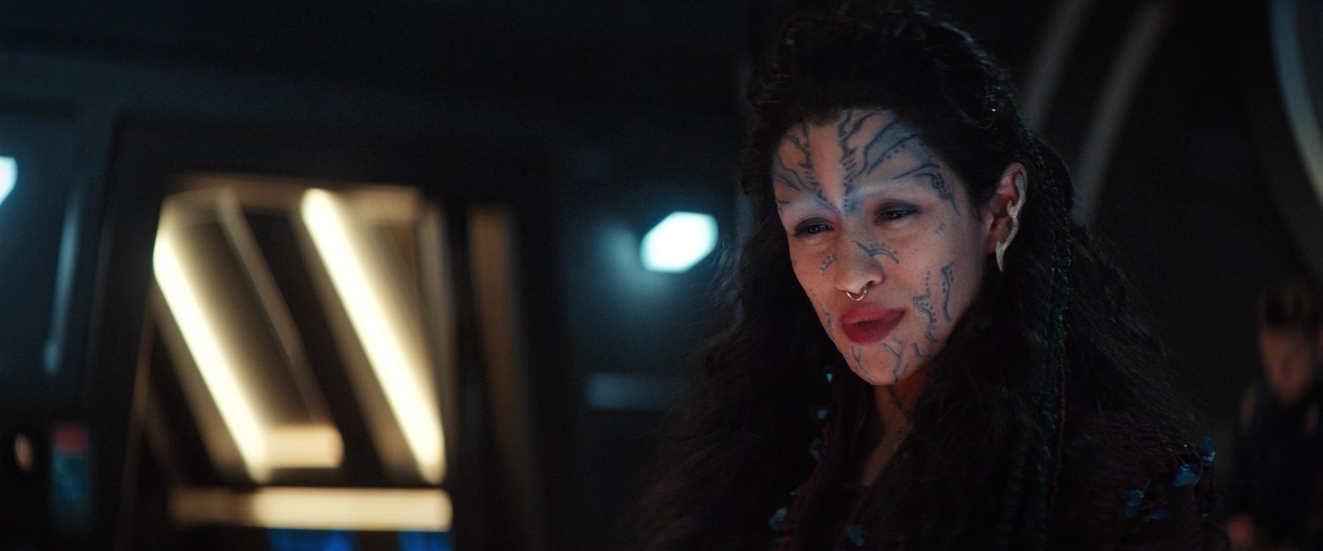 extant_StarTrekDiscovery_2x13-SuchSweetSorrowPart1_03497.jpg