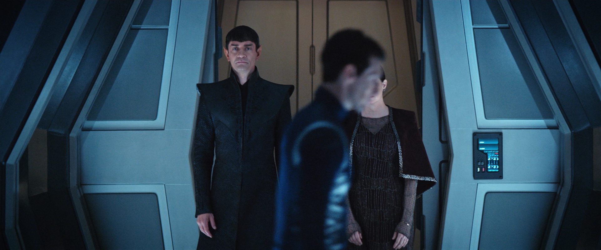extant_StarTrekDiscovery_2x13-SuchSweetSorrowPart1_03658.jpg